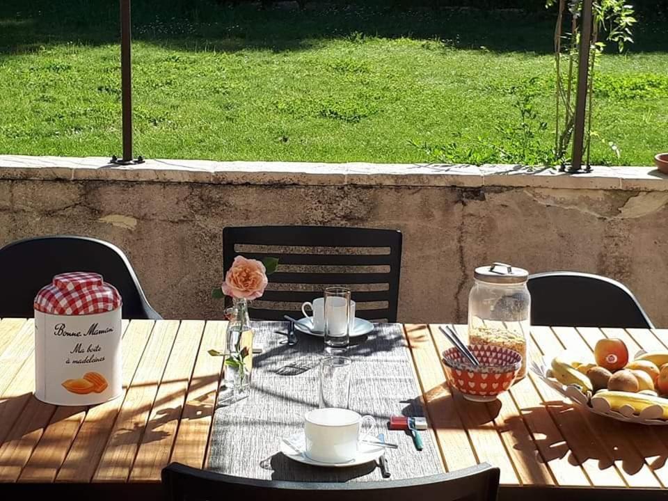 Au Chat Perche Espace Familial Mareil-sur-Mauldre Buitenkant foto