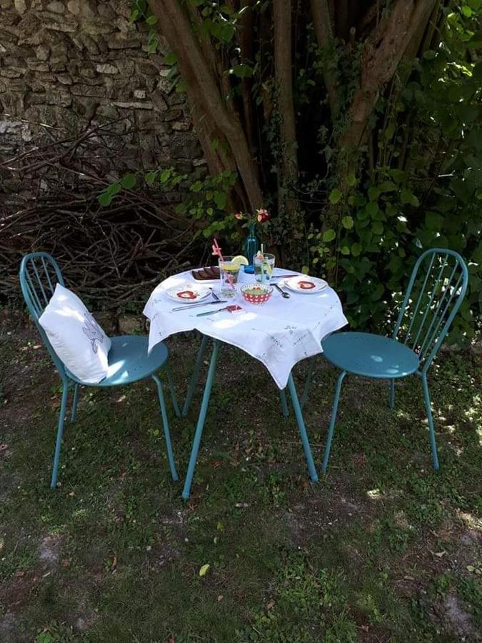 Au Chat Perche Espace Familial Mareil-sur-Mauldre Buitenkant foto